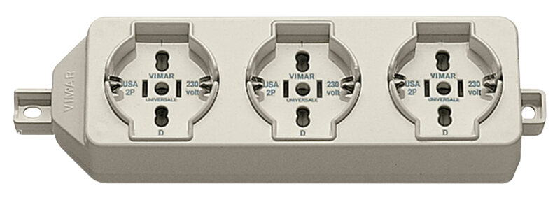 Multi-outlet 3universal ivory