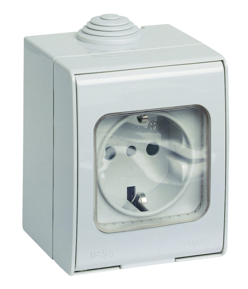 IP55 2P+E 16A P30 outlet