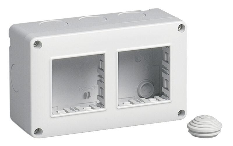 IP40 enclosure 4M 2x2