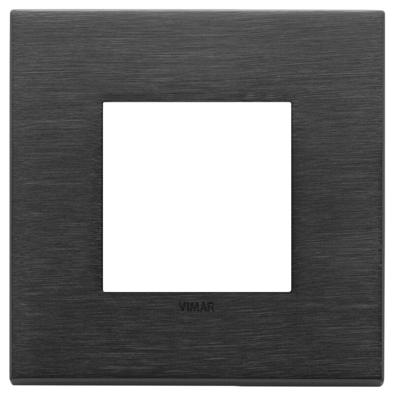 Plate 2M metal brushed black