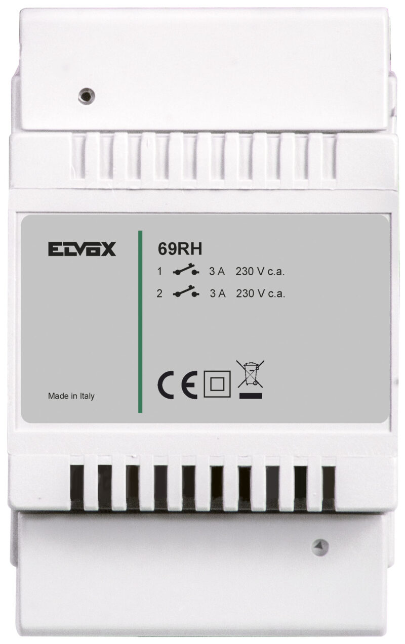 Programmable device with 2 relays